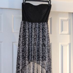 Wet Seal Black and White Maxi Dress